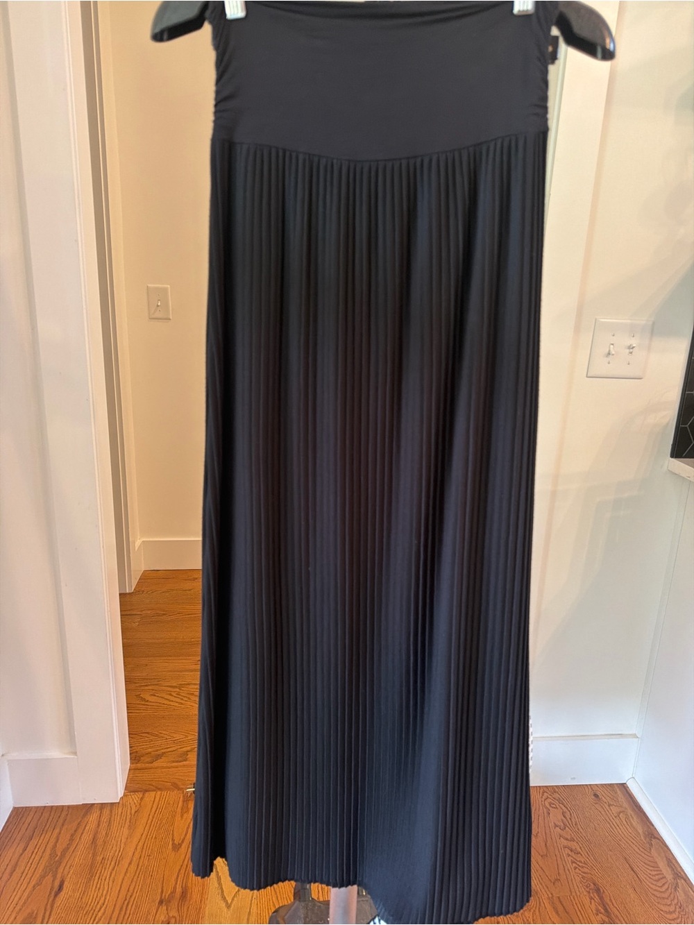 AB Studio Black Pleated Maxi Skirt